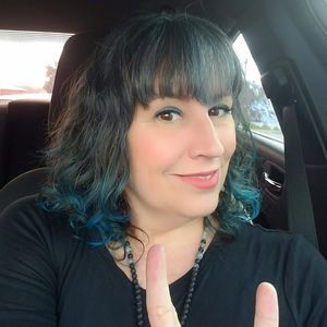 Meet your Posher, Marla